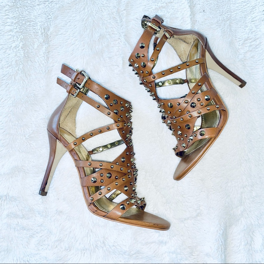 SOLD ❌ Guess Heels Size 6